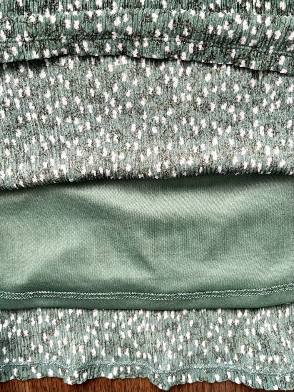 RW&CO. Green V-Neck Smocked-Waist Long Sleeve Dress XS - Picture 12 of 15